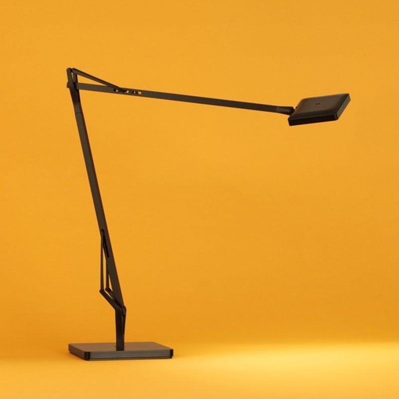 Flos Настольная лампа Kelvin Led Black F3452030 от Flos — в интерьере