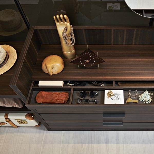 Molteni&C Шкаф Skin от Molteni & C — в интерьере