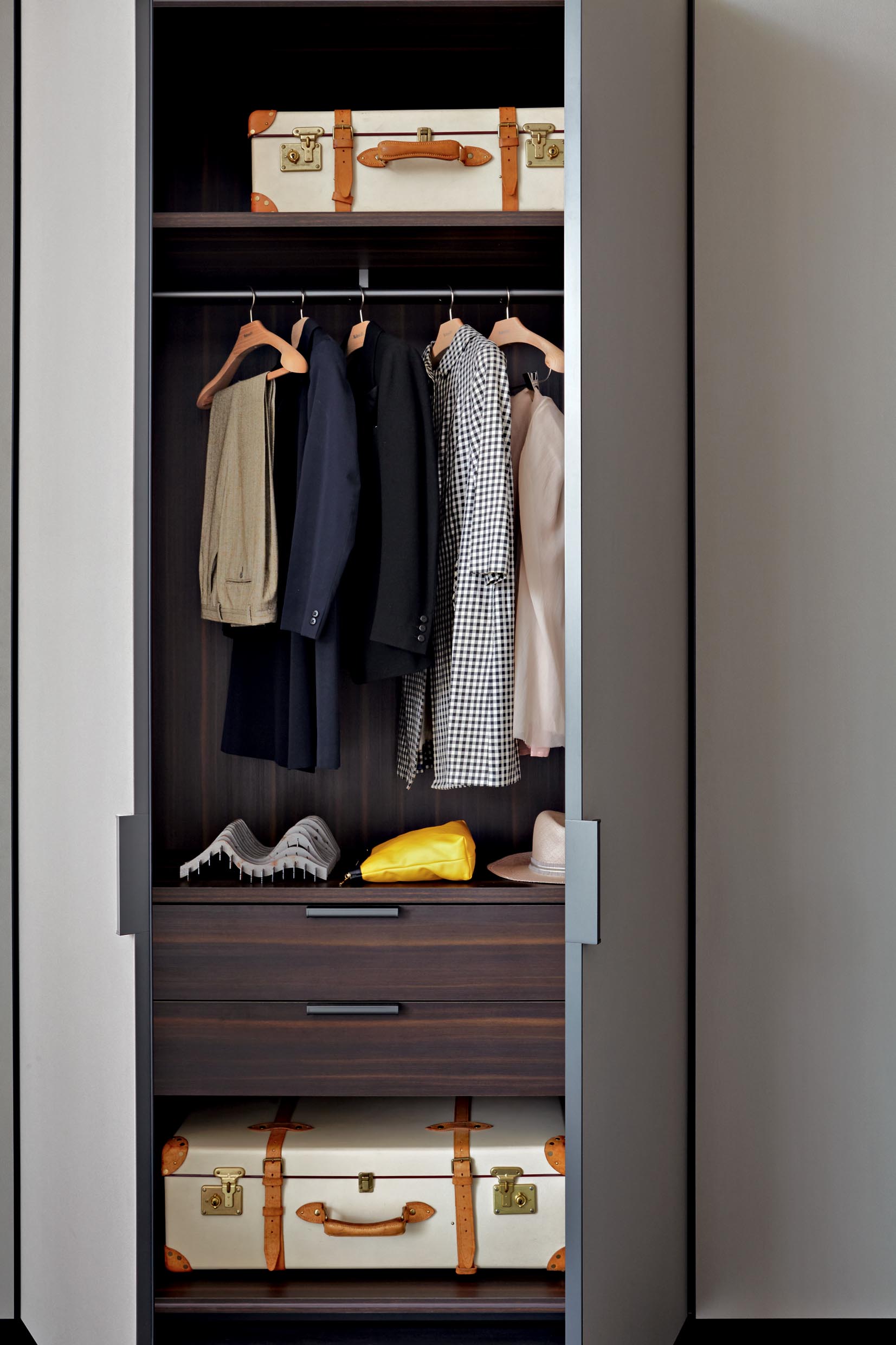 Molteni&C Шкаф Plaster от Molteni & C — в интерьере