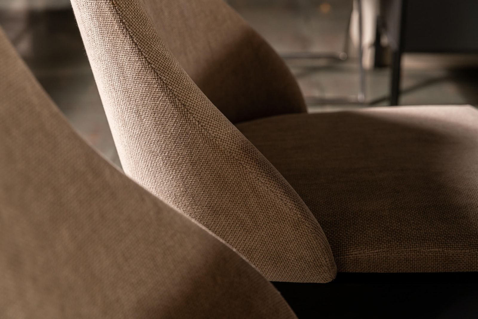 Molteni&C Стул Chelsea с подлокотниками от Molteni & C — в интерьере