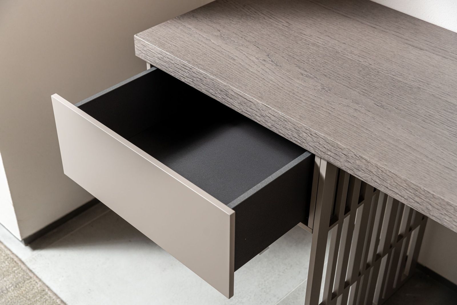 Molteni&C Письменный стол Scriba от Molteni & C — в интерьере
