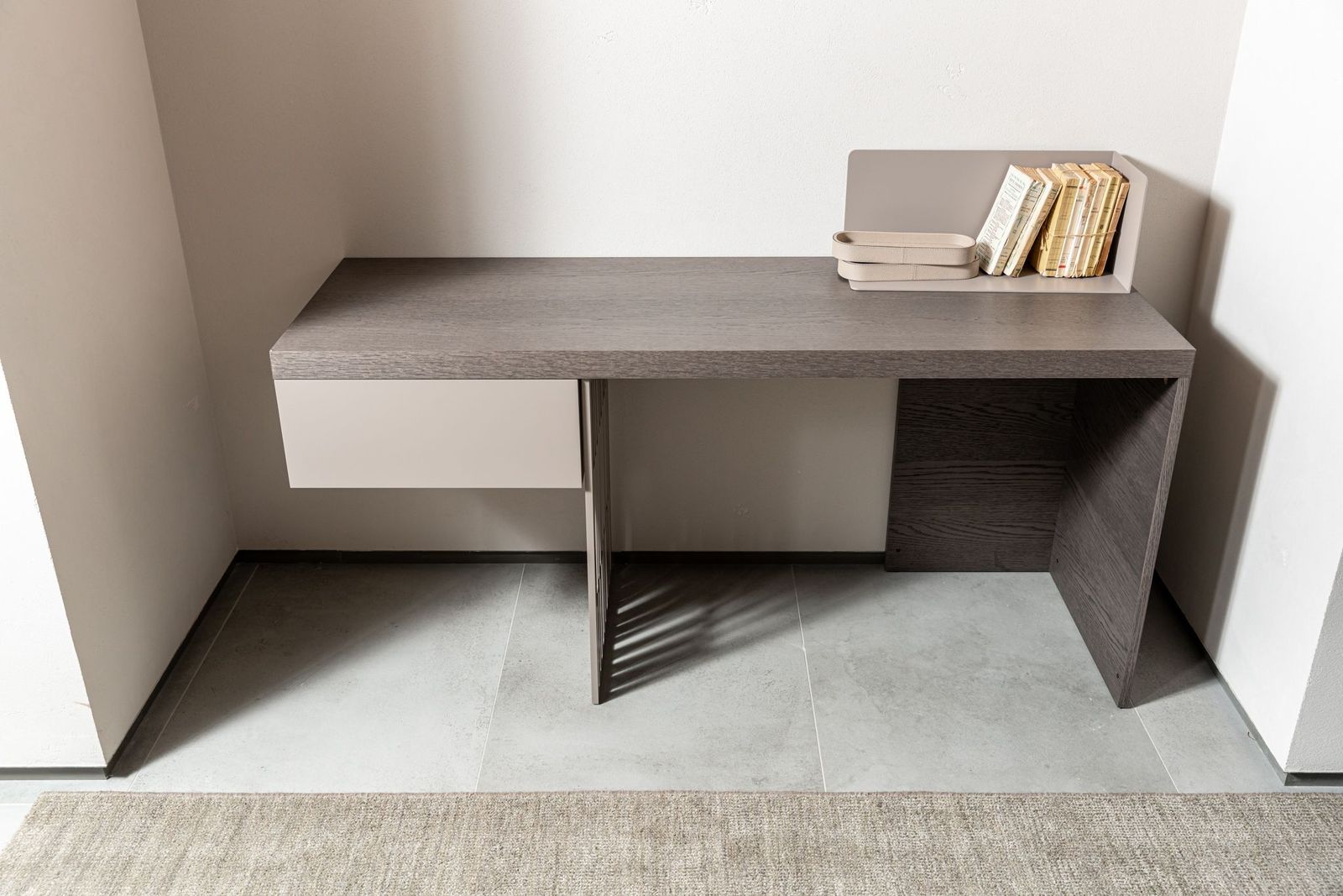 Molteni&C Письменный стол Scriba от Molteni & C — в интерьере