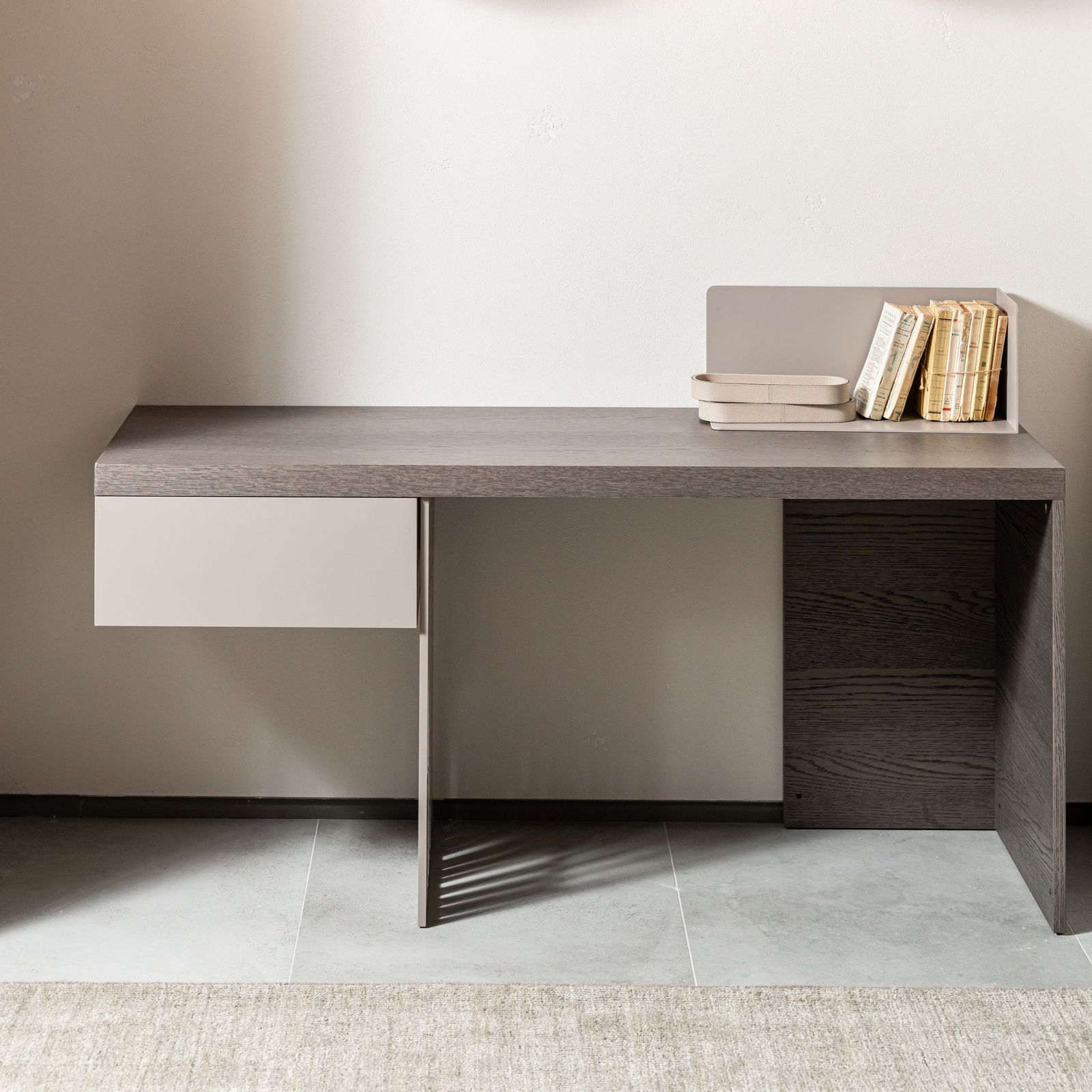 Molteni&C Письменный стол Scriba от Molteni & C — в интерьере