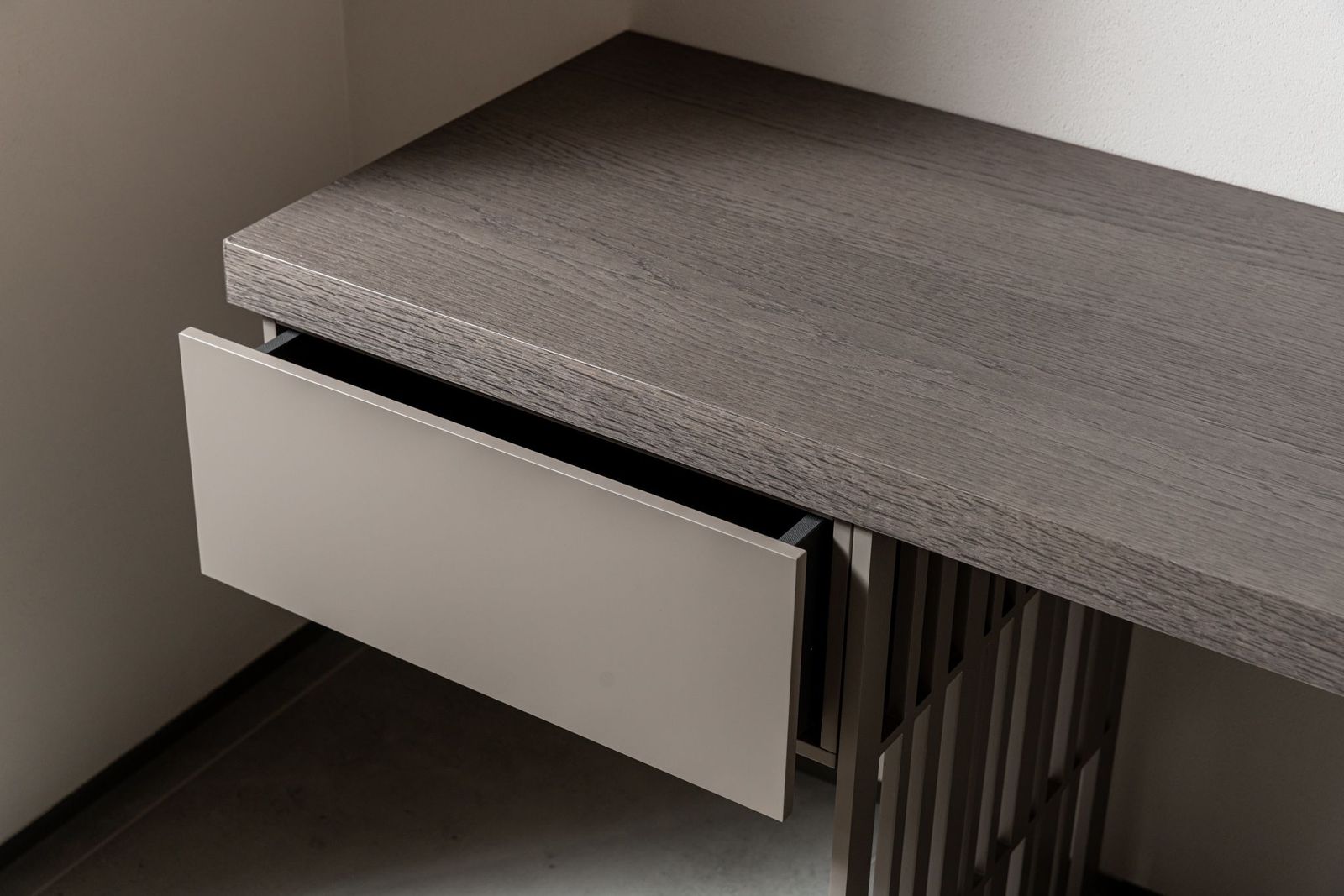 Molteni&C Письменный стол Scriba от Molteni & C — в интерьере
