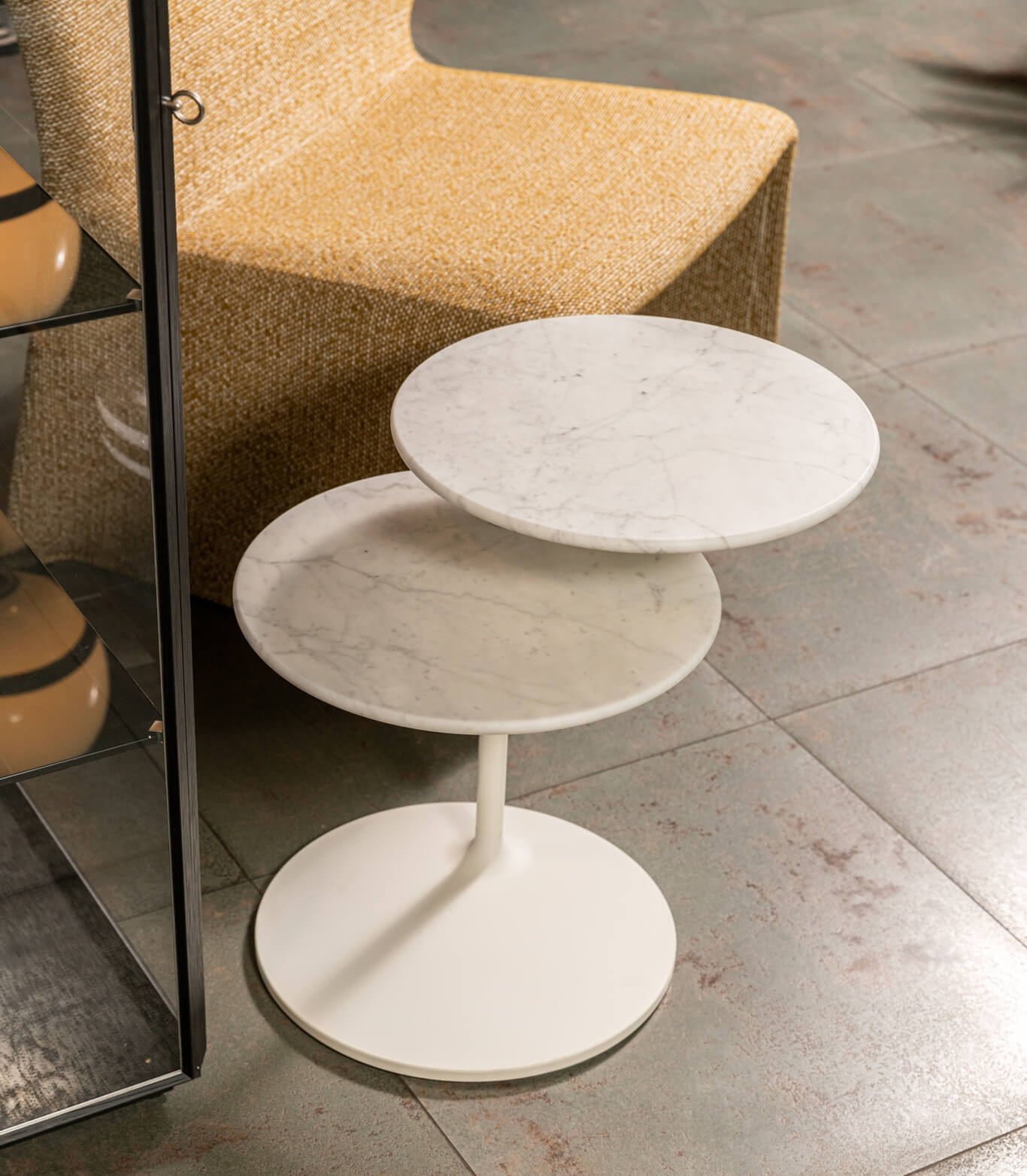 Molteni&C Журнальный столик Vicino white carrara от Molteni & C — в интерьере