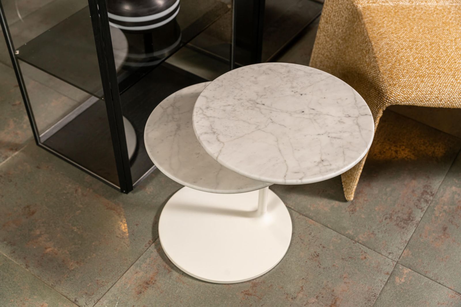 Molteni&C Журнальный столик Vicino white carrara от Molteni & C — в интерьере