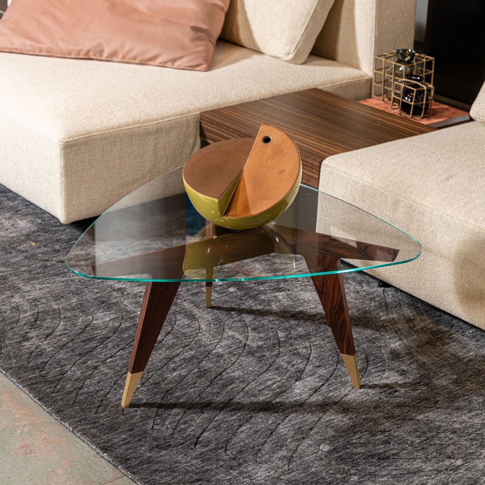 Molteni&C Журнальный столик Gio Ponti D.552.2 от Molteni & C — в интерьере