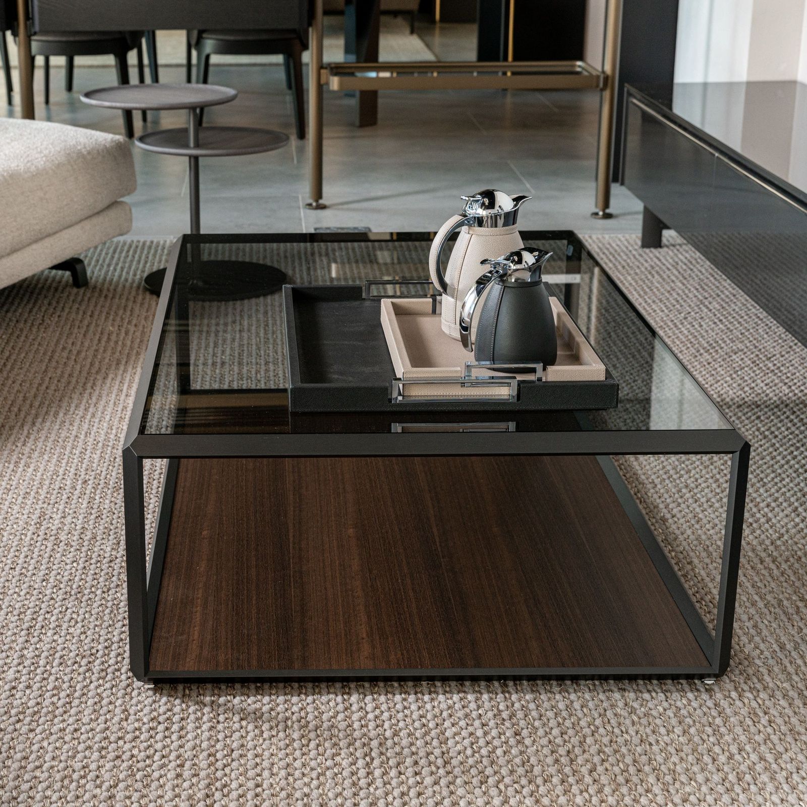 Molteni&C Журнальный столик 45° прямоугольный с мрамором от Molteni & C — в интерьере