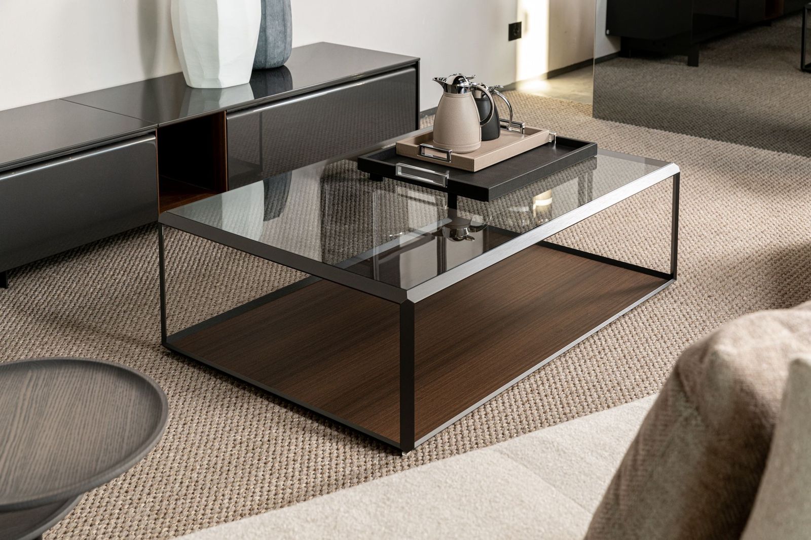 Molteni&C Журнальный столик 45° прямоугольный с мрамором от Molteni & C — в интерьере