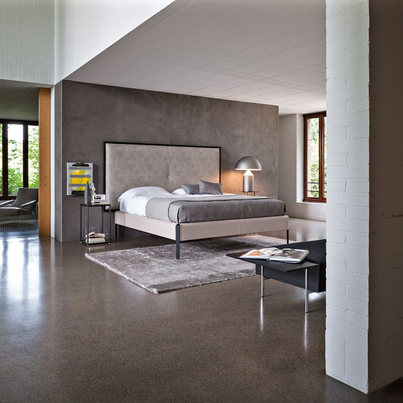 Molteni&C Кровать с высоким изголовьем Sweetdreams от Molteni & C — в интерьере
