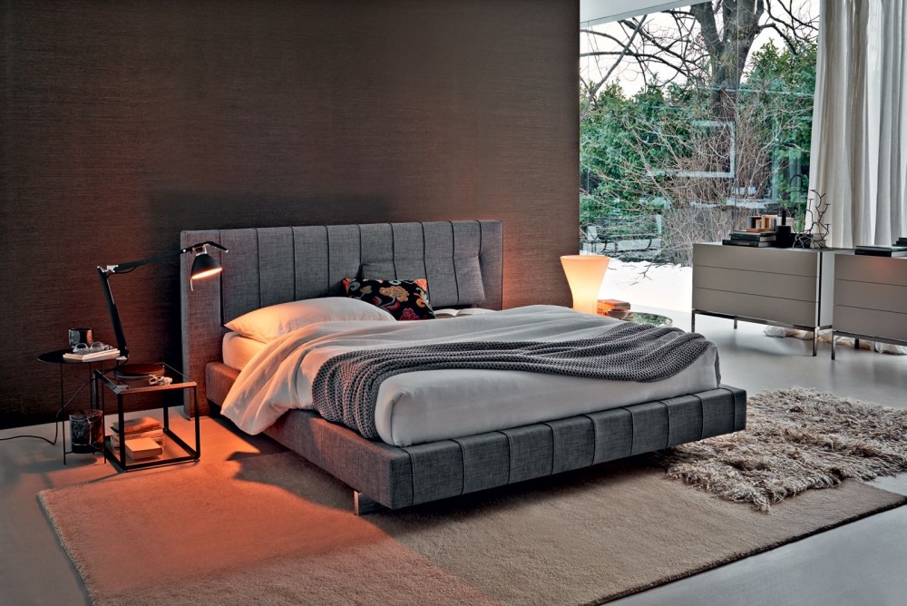 Molteni&C Кровать с функциональным изголовьем High-Wave от Molteni & C — в интерьере