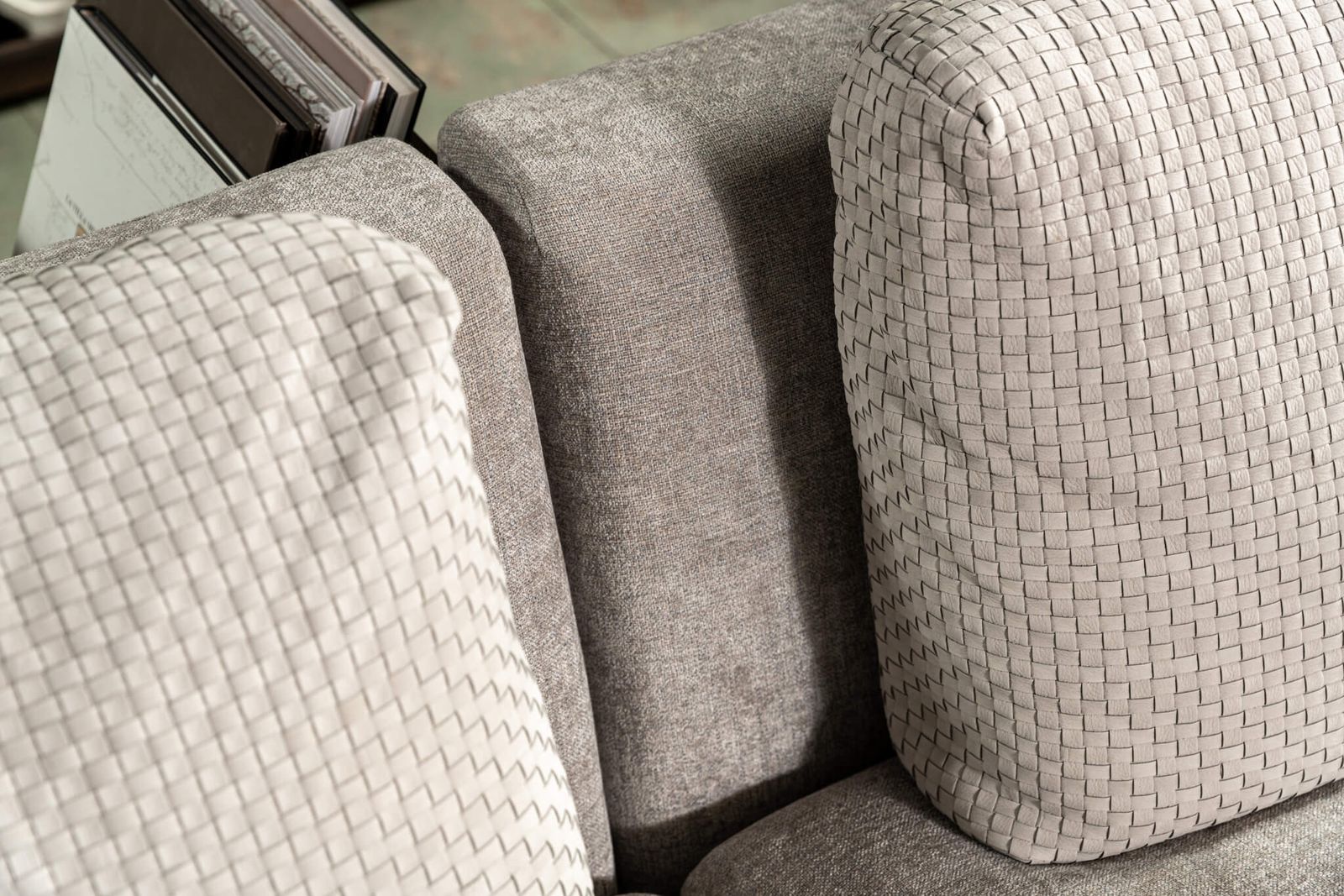 Flou Диван Olivier Seattele Light Grey от Flou — в интерьере