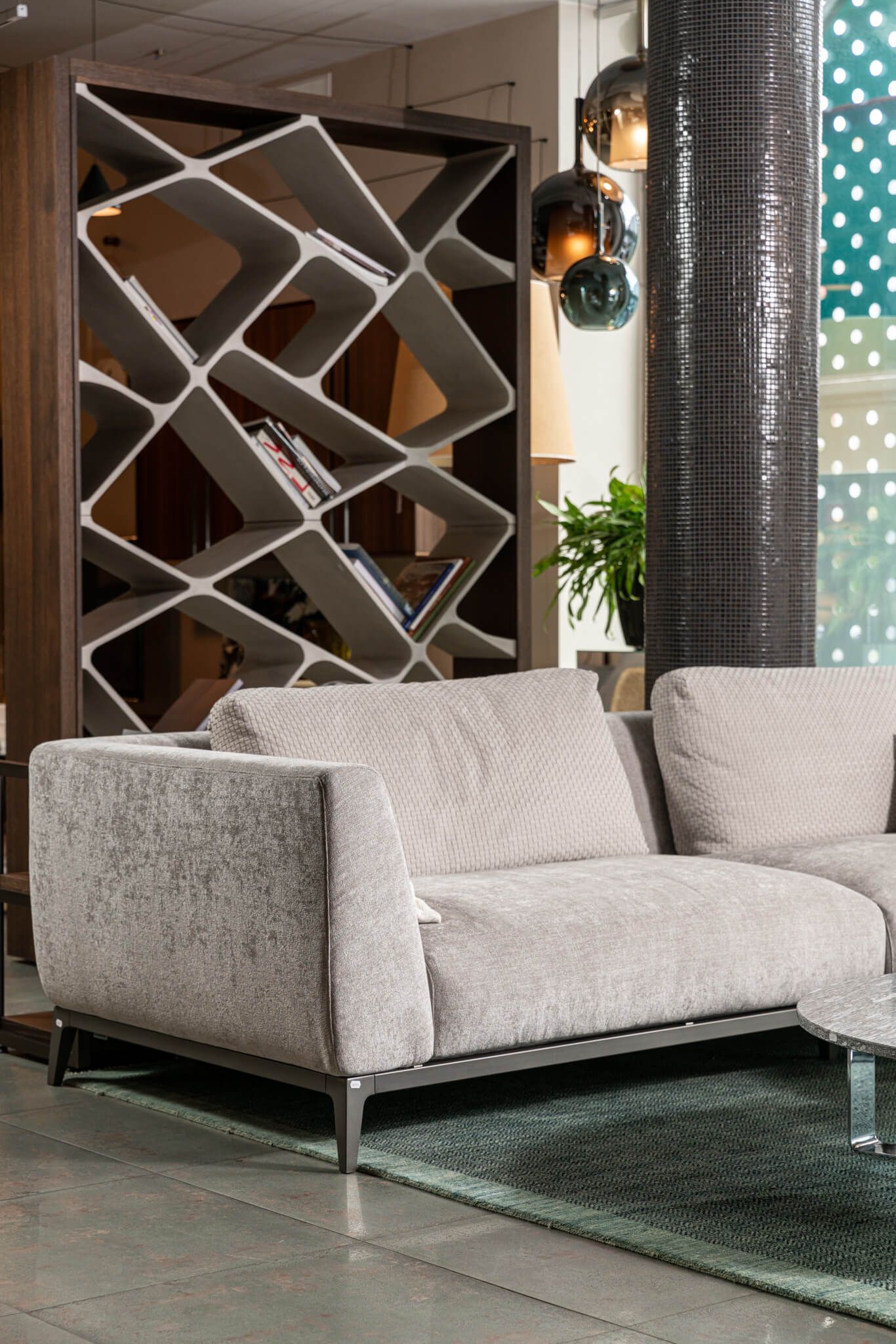 Flou Диван Olivier Seattele Light Grey от Flou — в интерьере