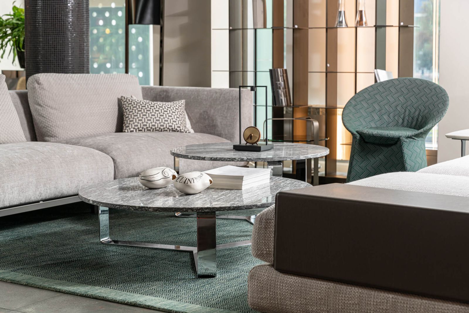 Flou Диван Olivier Seattele Light Grey от Flou — в интерьере