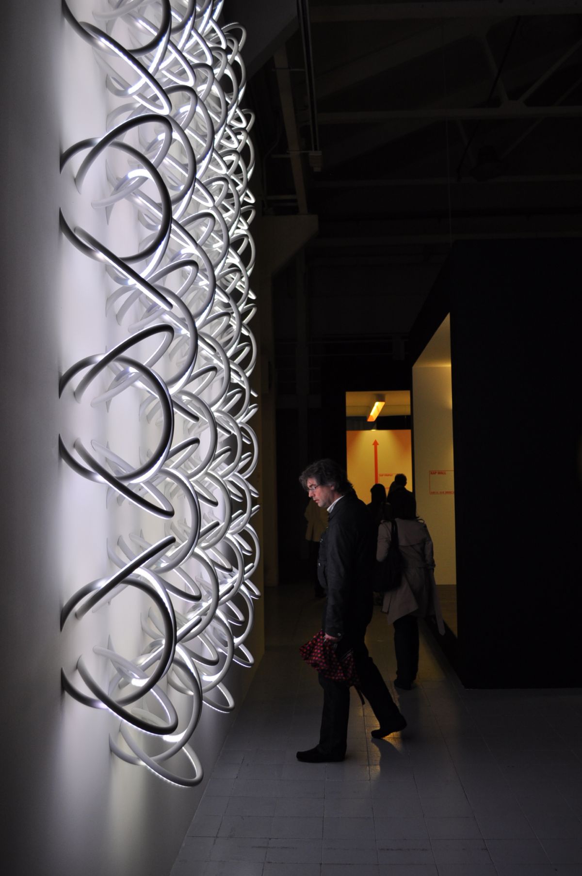 Flos Бра Wall Piercing от Flos — в интерьере