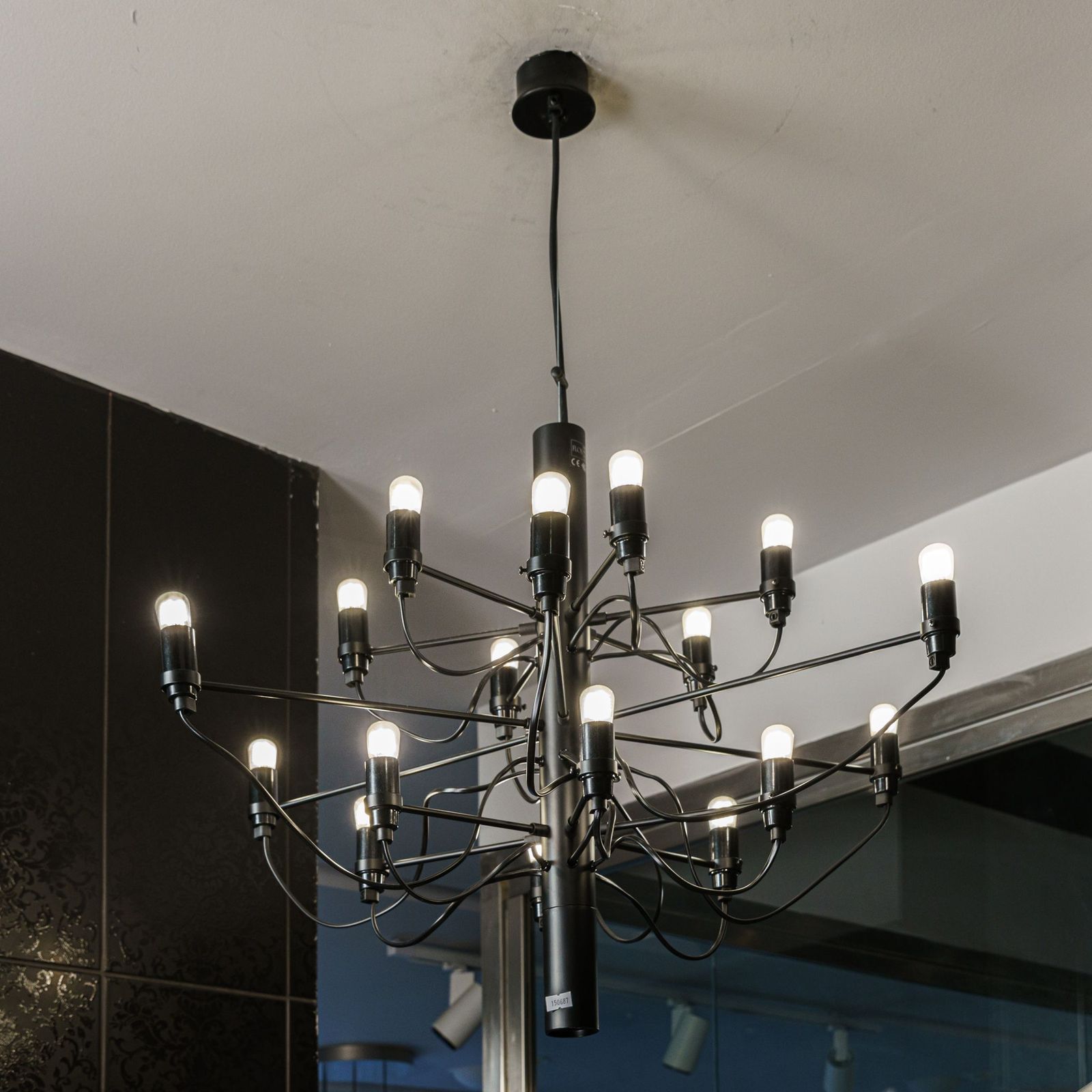 Flos Люстра 2097/18 A1352031 /A1351031 от Flos — в интерьере