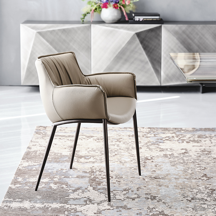 Cattelan Italia Стул с подлокотниками Rhonda Taupe от Cattelan Italia — в интерьере