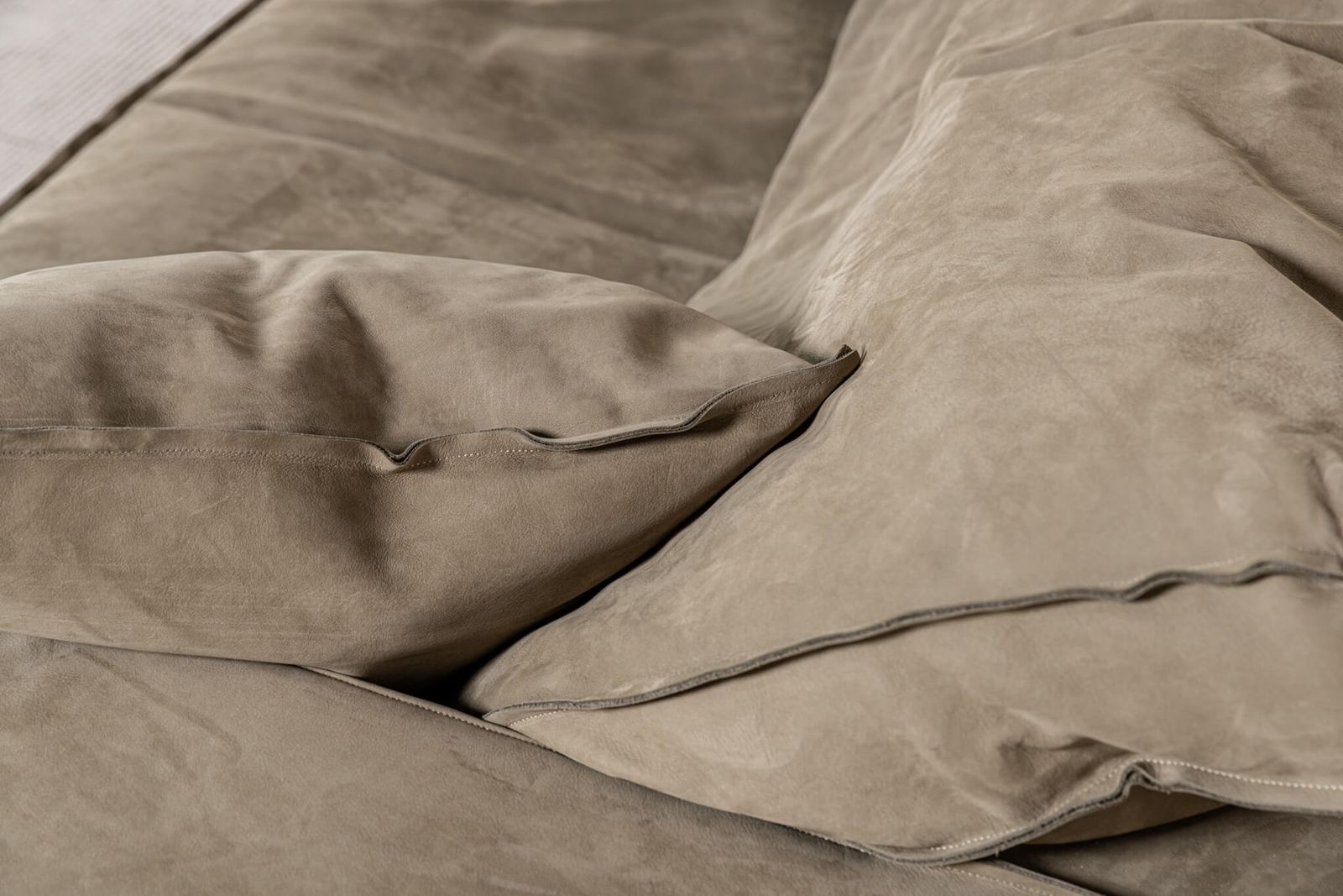 Baxter Диван Budapest Soft Kashmir Azure 430 от Baxter — в интерьере