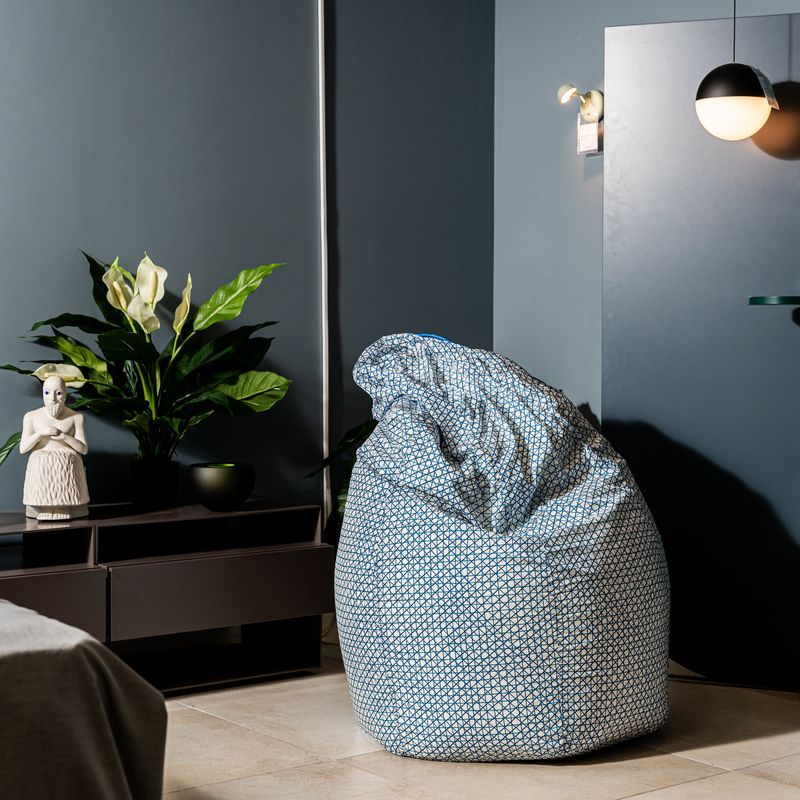 Zanotta Кресло Sacco blue от Zanotta — в интерьере