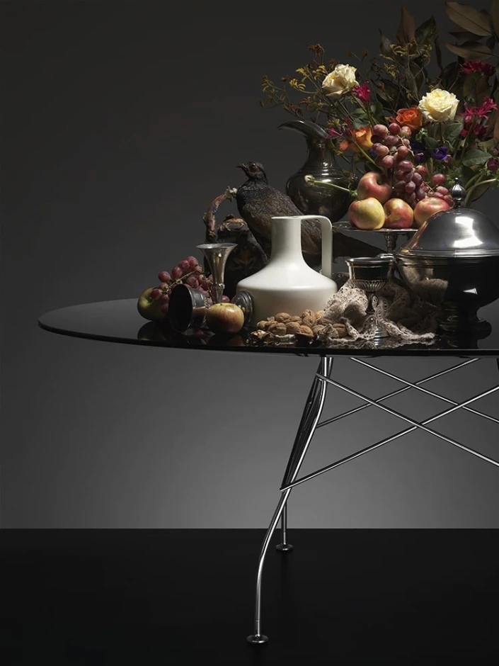 Kartell Стол Glossy Oval от Kartell — в интерьере
