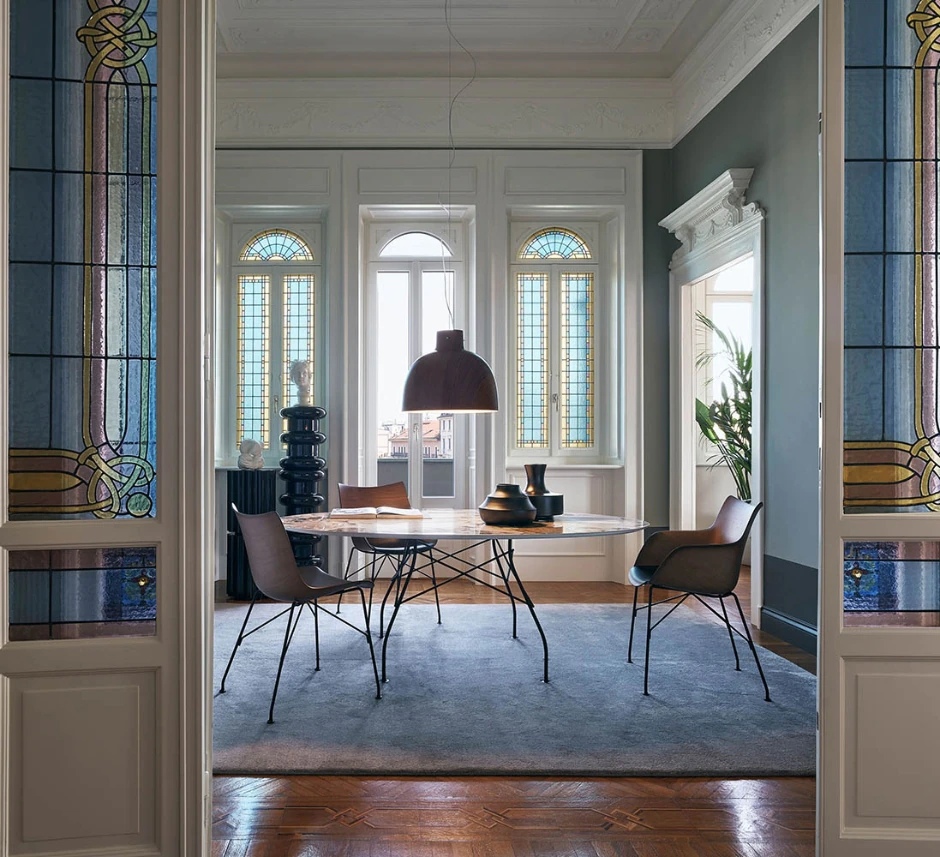 Kartell Стол Glossy Oval от Kartell — в интерьере