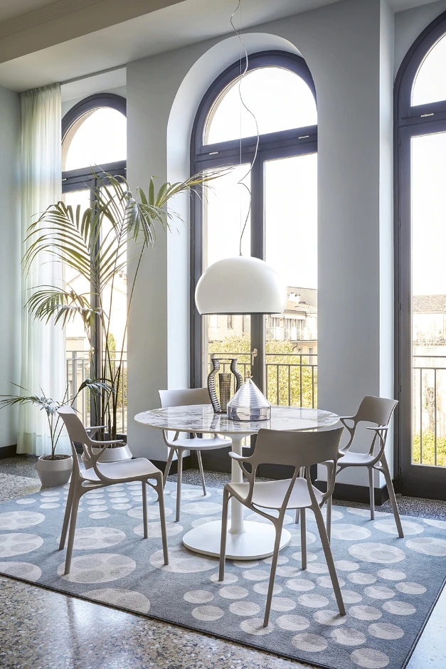 Kartell Стул A.I. White от Kartell — в интерьере