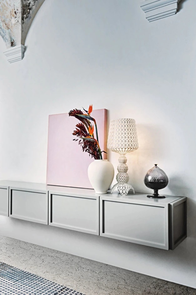 Kartell Ваза Pumo White от Kartell — в интерьере