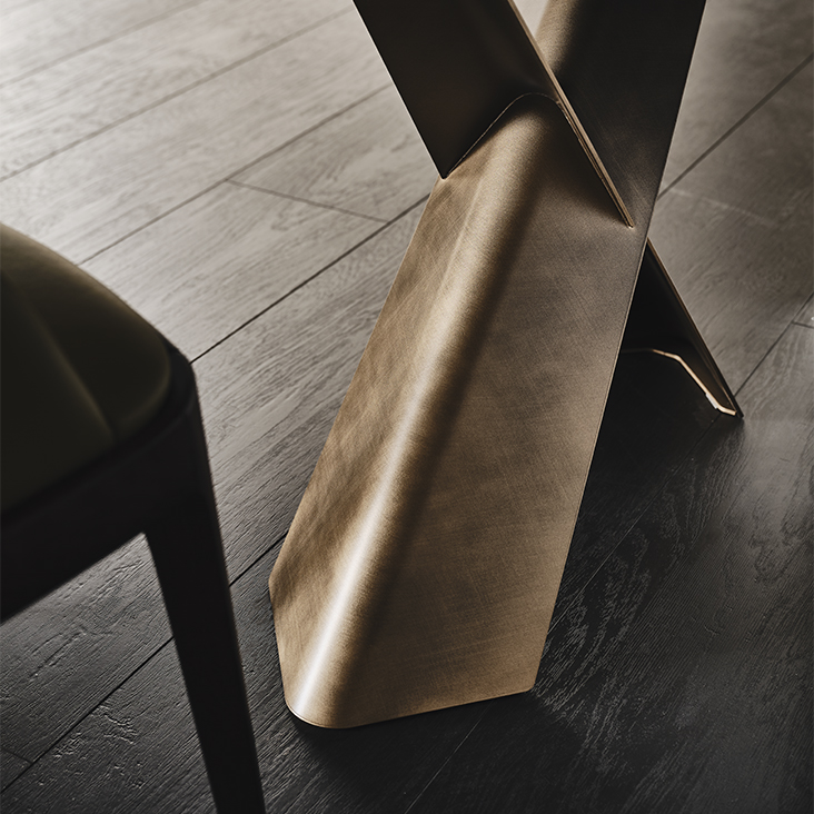 Cattelan Italia Стол Mad Max Wood /Crystalart /Keramik Premium от Cattelan Italia — в интерьере