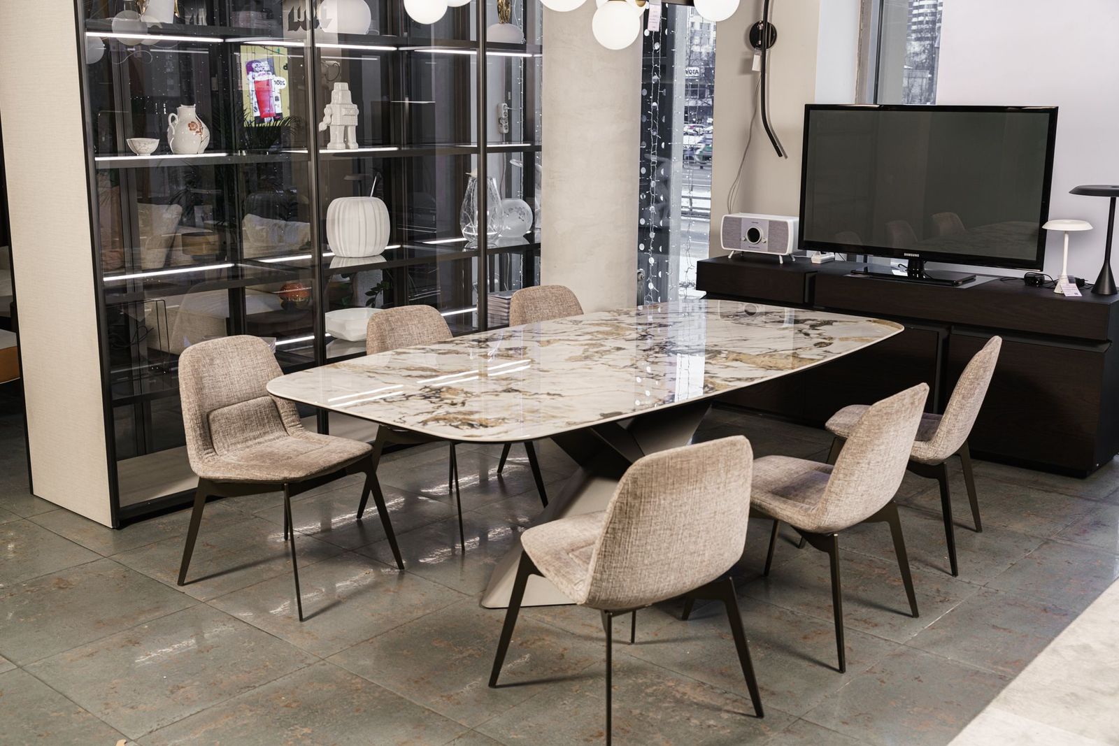 Cattelan Italia Стол Tyron Keramik KM11 Makalu от Cattelan Italia — в интерьере