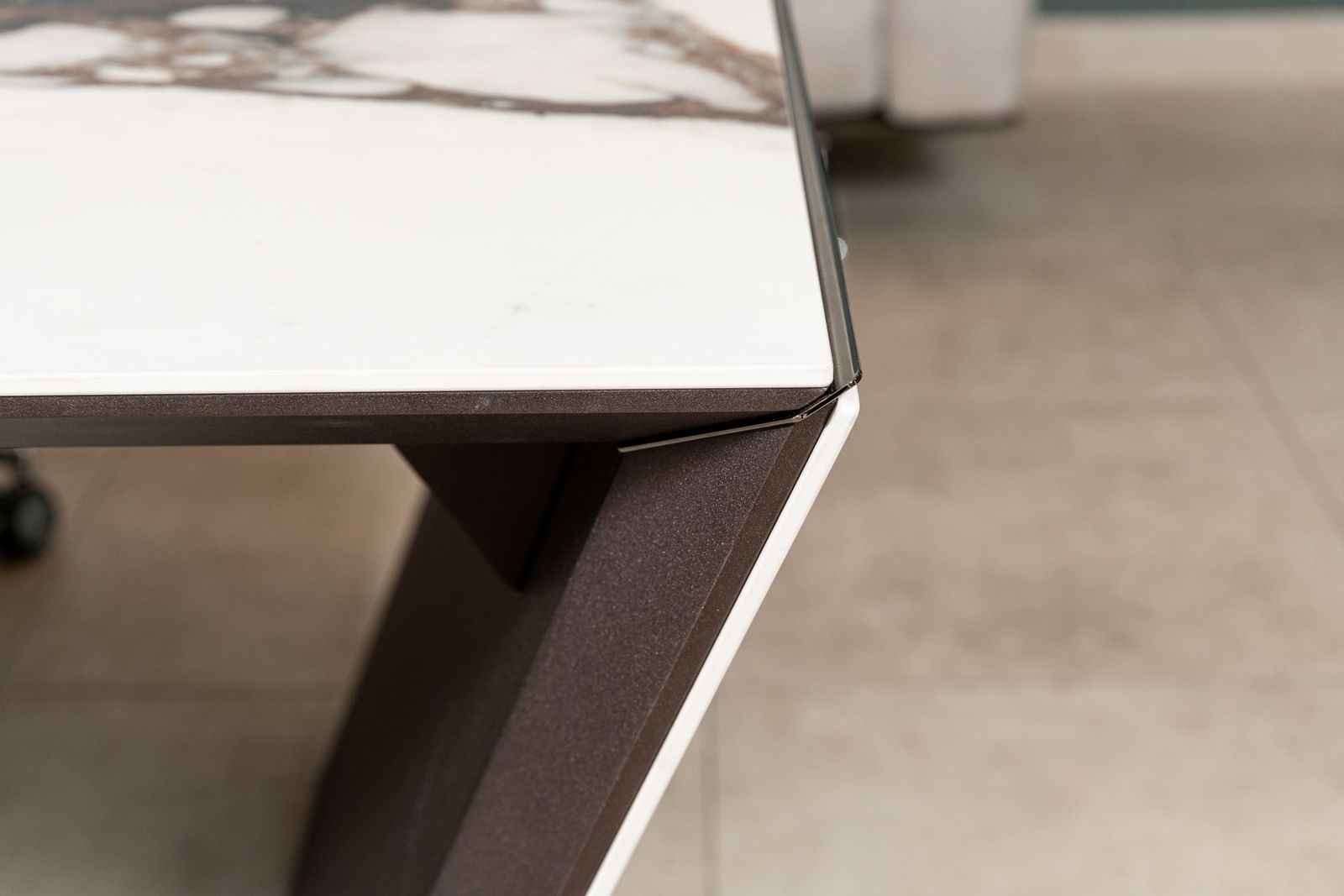 Cattelan Italia Письменный стол Nasdaq Keramik от Cattelan Italia — в интерьере