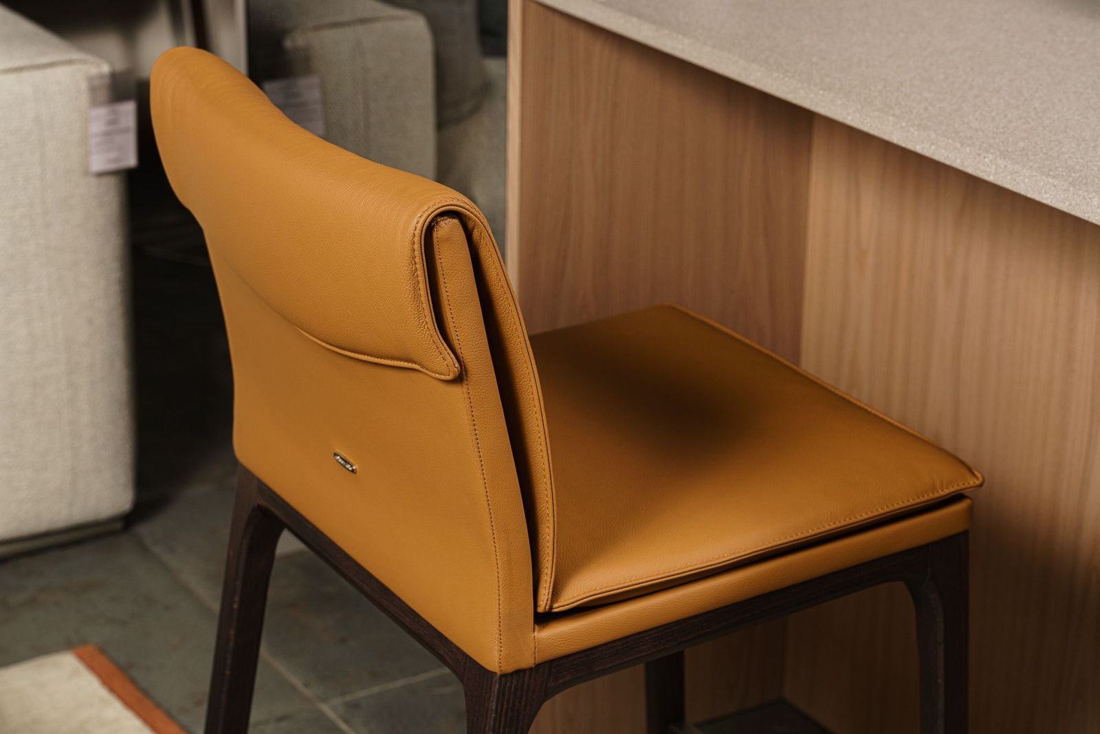 Cattelan Italia Барный стул Sofia Pelle 982 cognac от Cattelan Italia — в интерьере