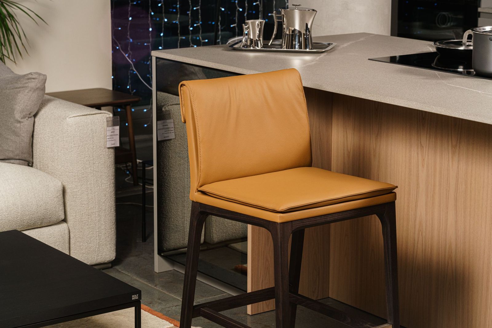 Cattelan Italia Барный стул Sofia Pelle 982 cognac от Cattelan Italia — в интерьере