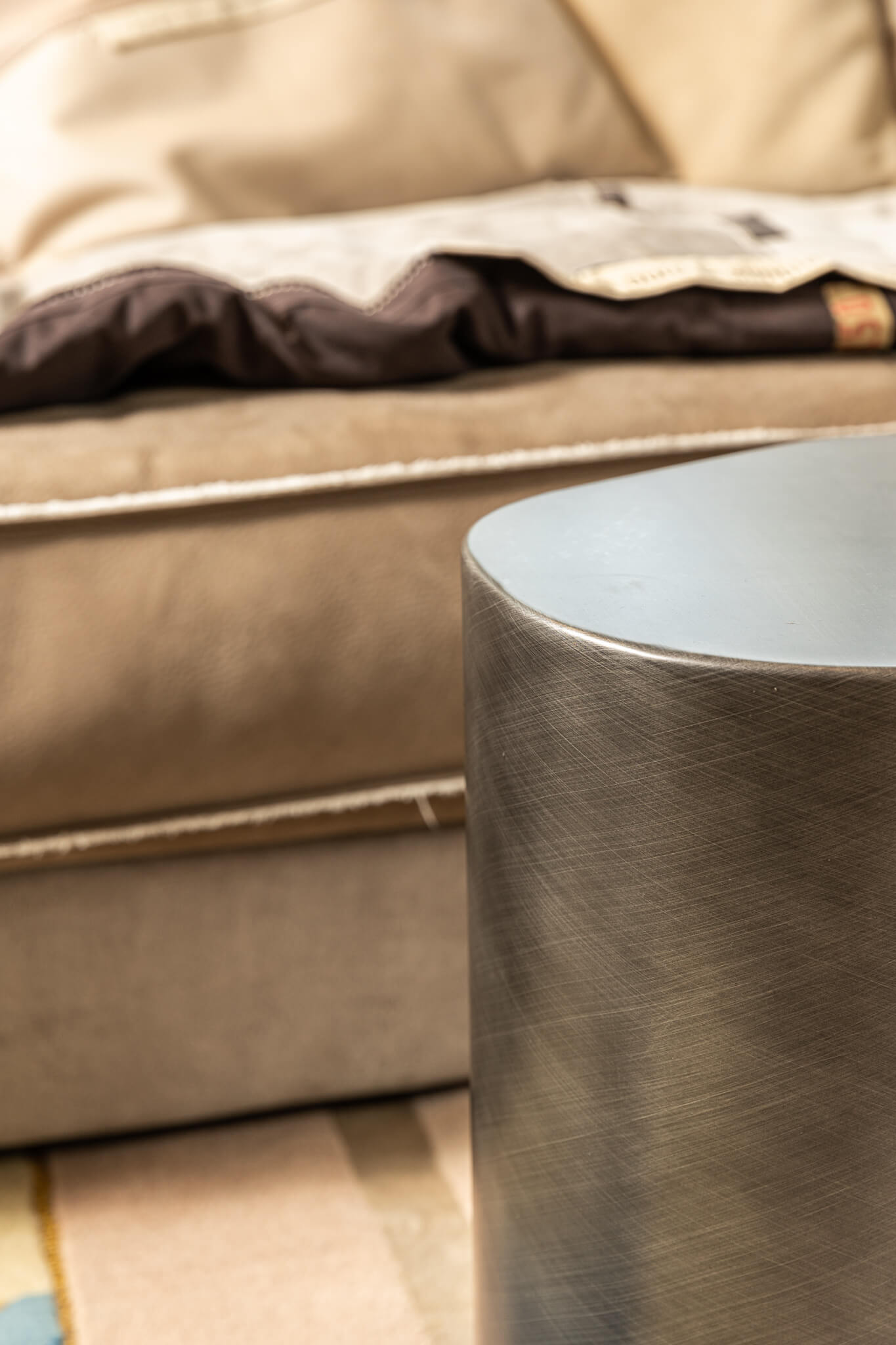Cattelan Italia Журнальный столик Pancho 1 bronze от Cattelan Italia — в интерьере