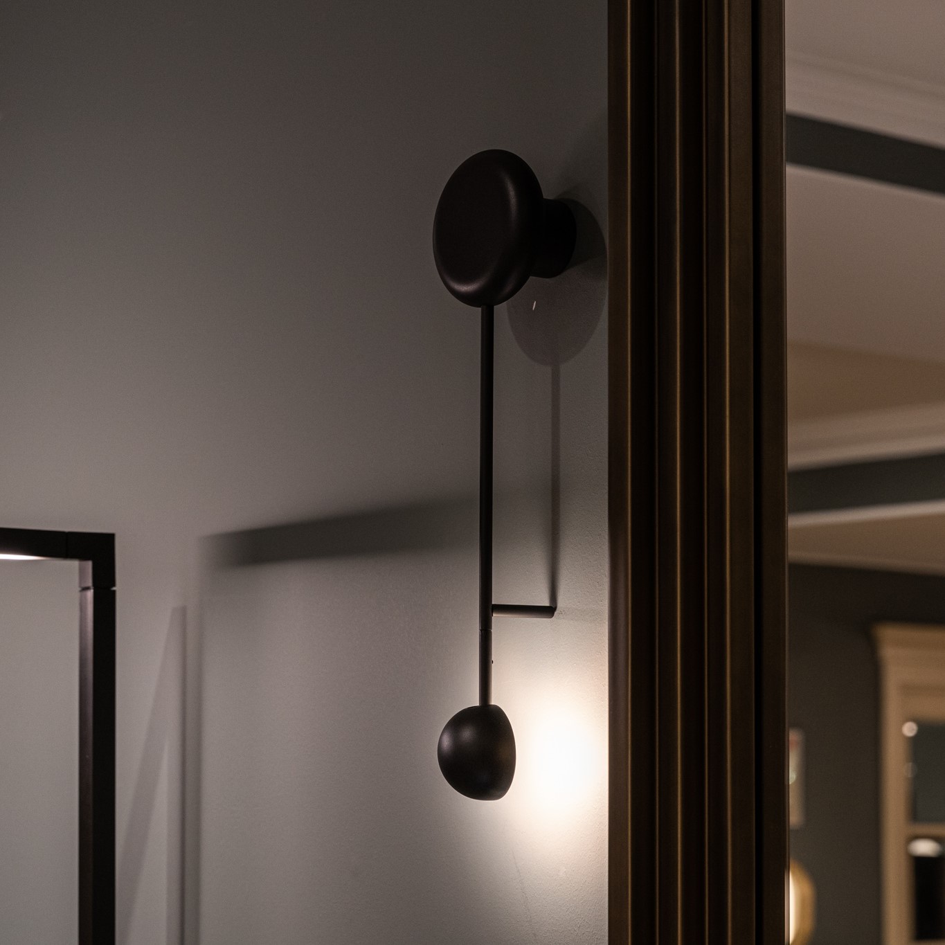 Vibia Бра Pin 1690 от Vibia — в интерьере