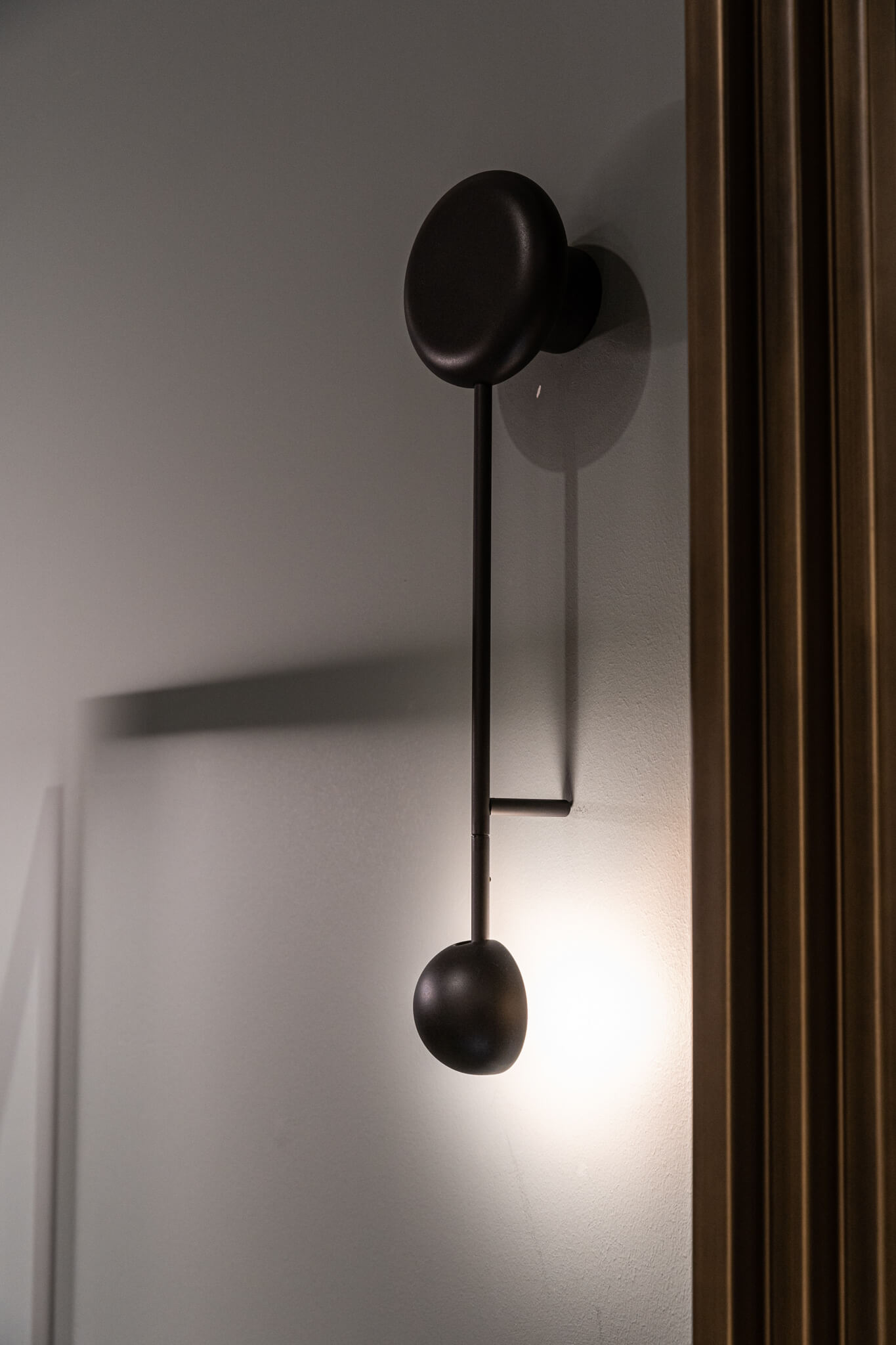 Vibia Бра Pin 1690 от Vibia — в интерьере