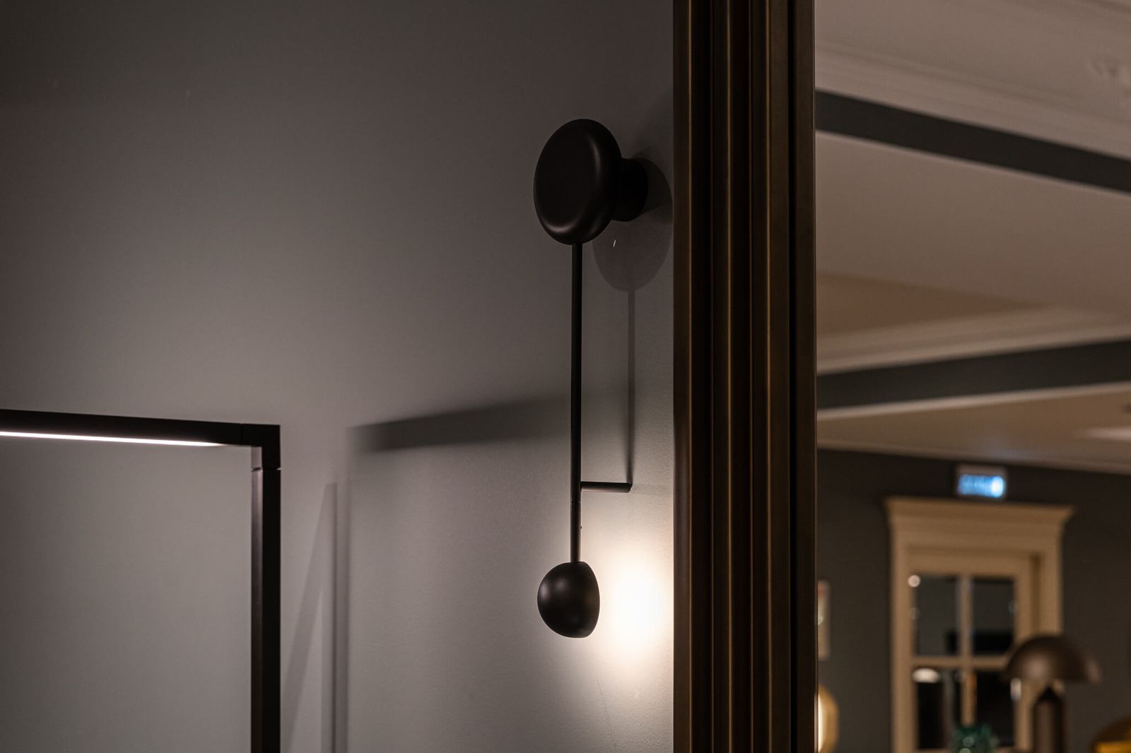 Vibia Бра Pin 1690 от Vibia — в интерьере