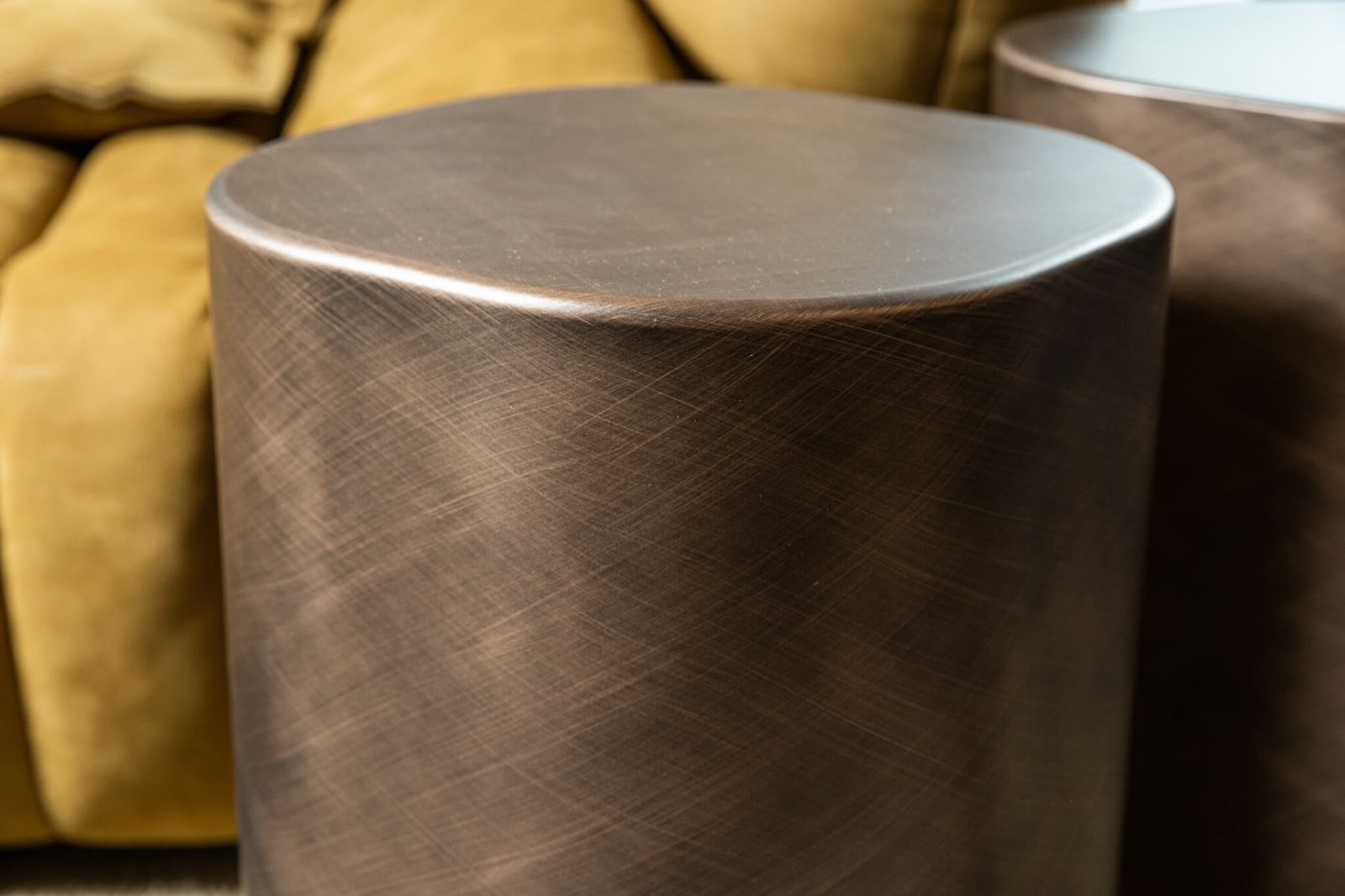 Cattelan Italia Журнальный столик Pancho 2 bronze/grey от Cattelan Italia — в интерьере