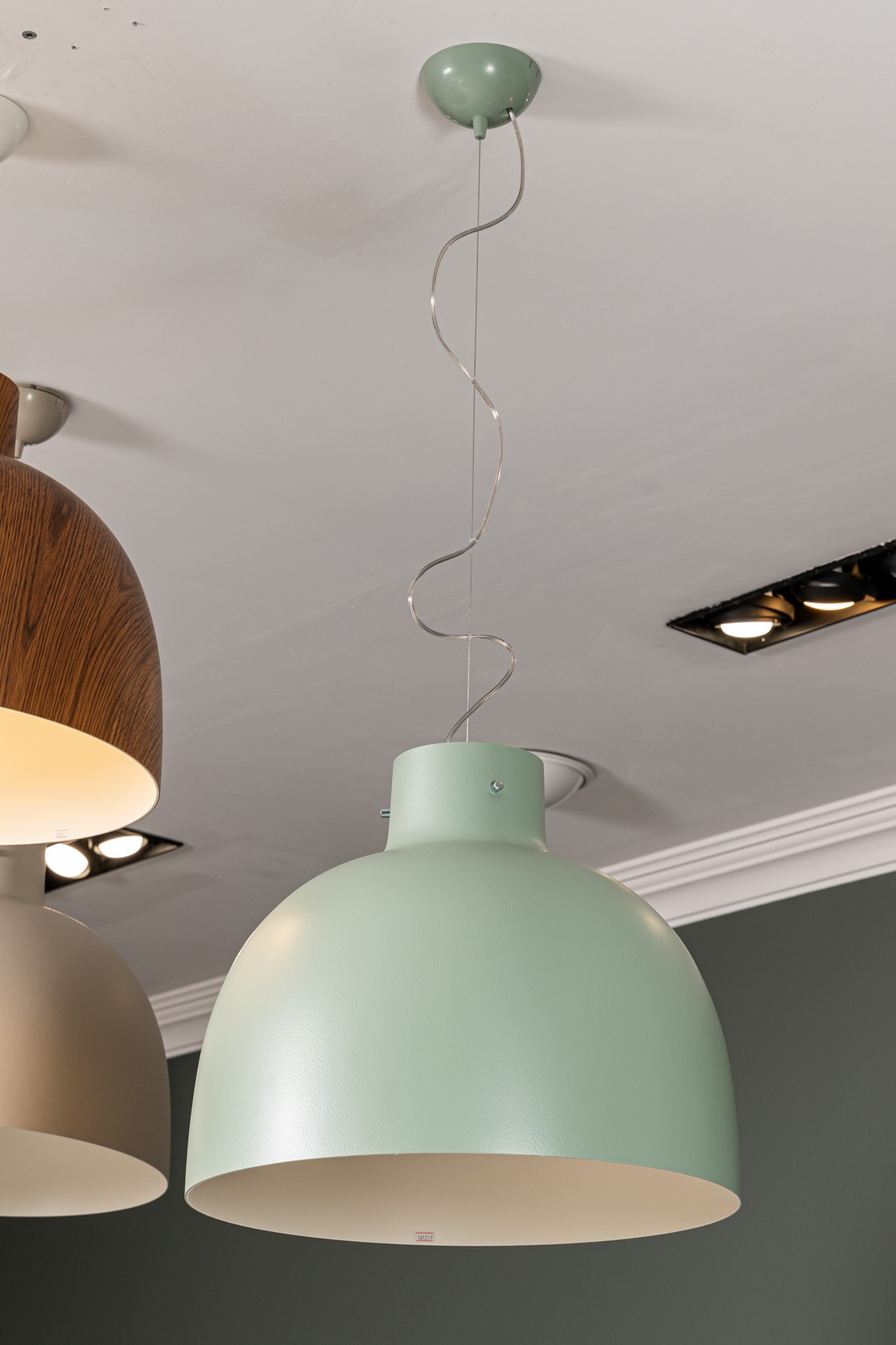 Kartell Подвесной светильник Bellissima sage green от Kartell — в интерьере