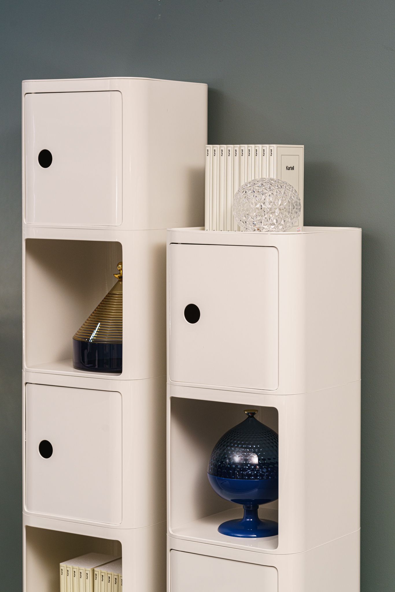 Kartell Ваза Pumo Blue от Kartell — в интерьере