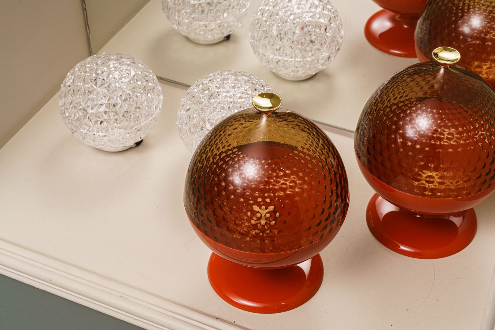 Kartell Ваза Pumo Brick/amber от Kartell — в интерьере