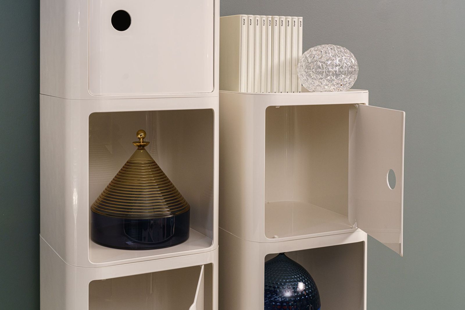 Kartell Посуда Trullo Yellow/Blue от Kartell — в интерьере