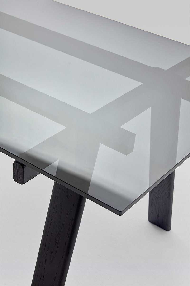 Zanotta Стол Ambrosiano glass от Zanotta — в интерьере