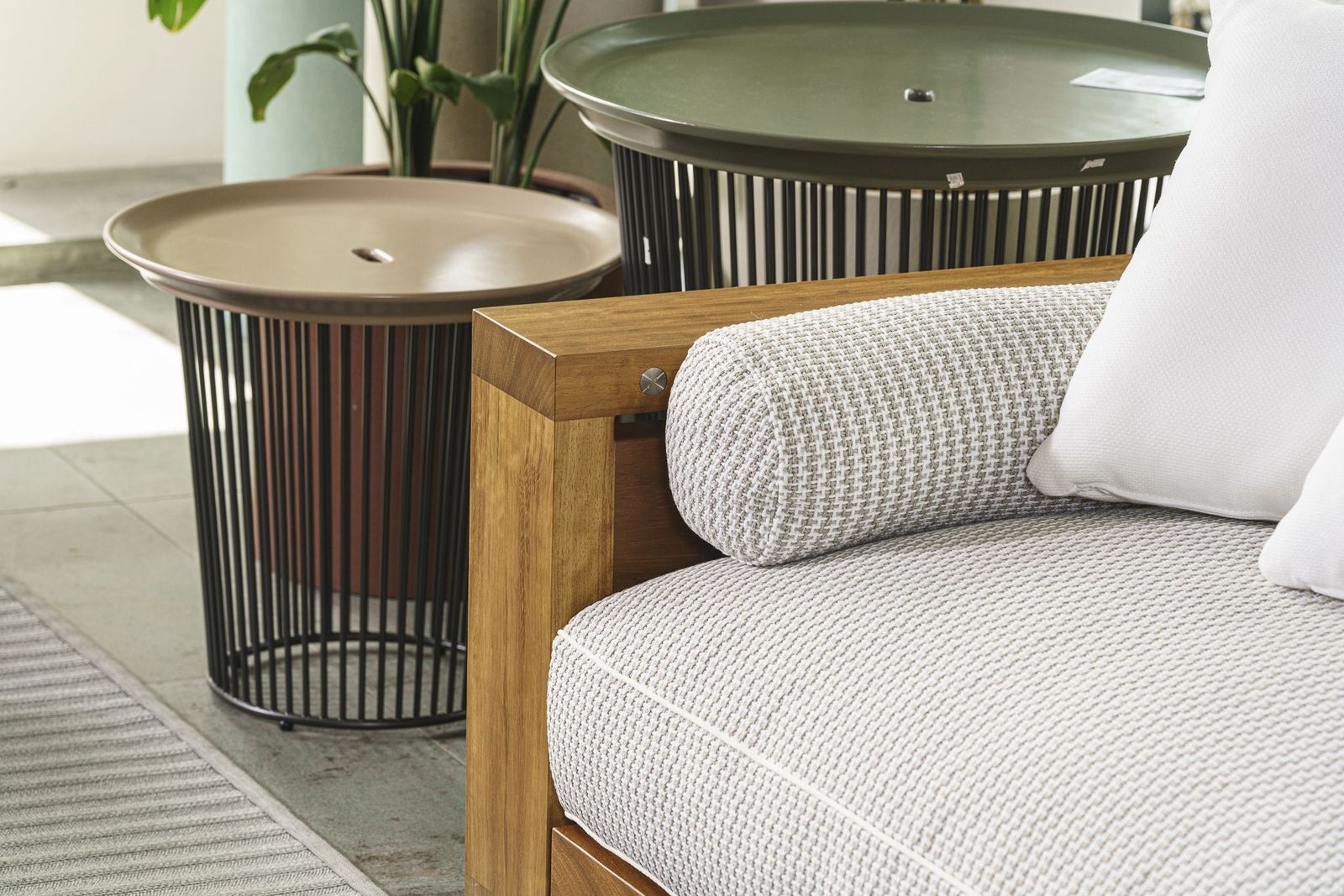 Flexform Уличный диван Hamptons от Flexform — в интерьере