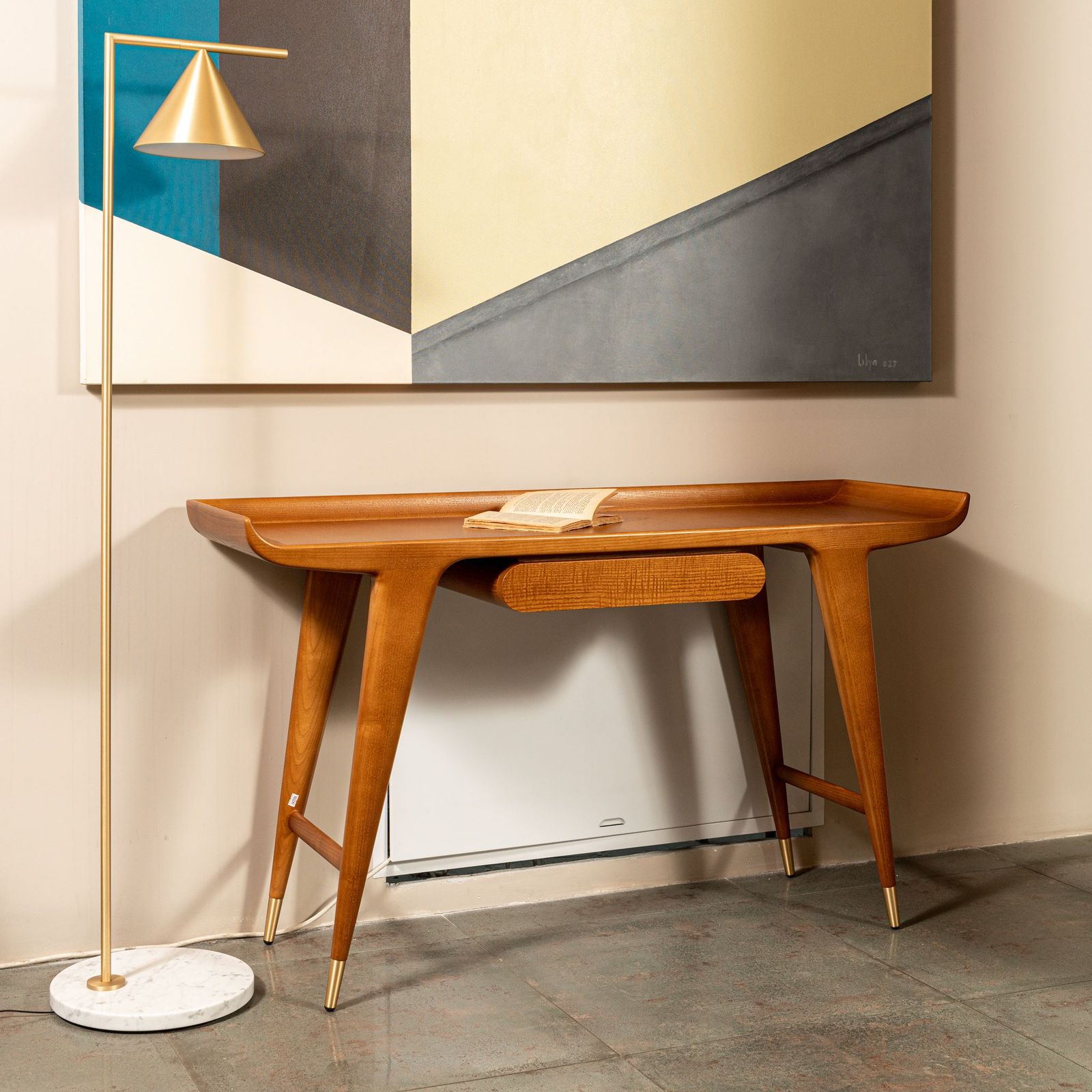 Molteni&C Письменный стол D.847.1 Gio Ponti от Molteni & C — в интерьере