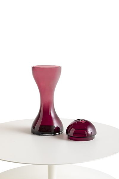 Cappellini Ваза Glass Newson Vase от Cappellini — в интерьере