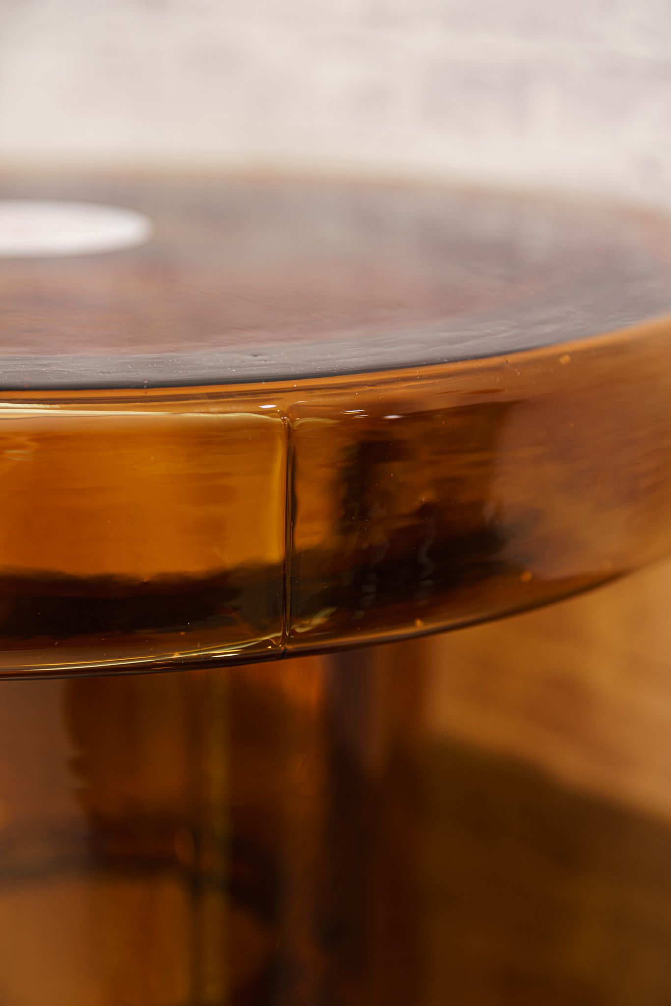 Miniforms Журнальный столик Soda Amber d38 от Miniforms — в интерьере