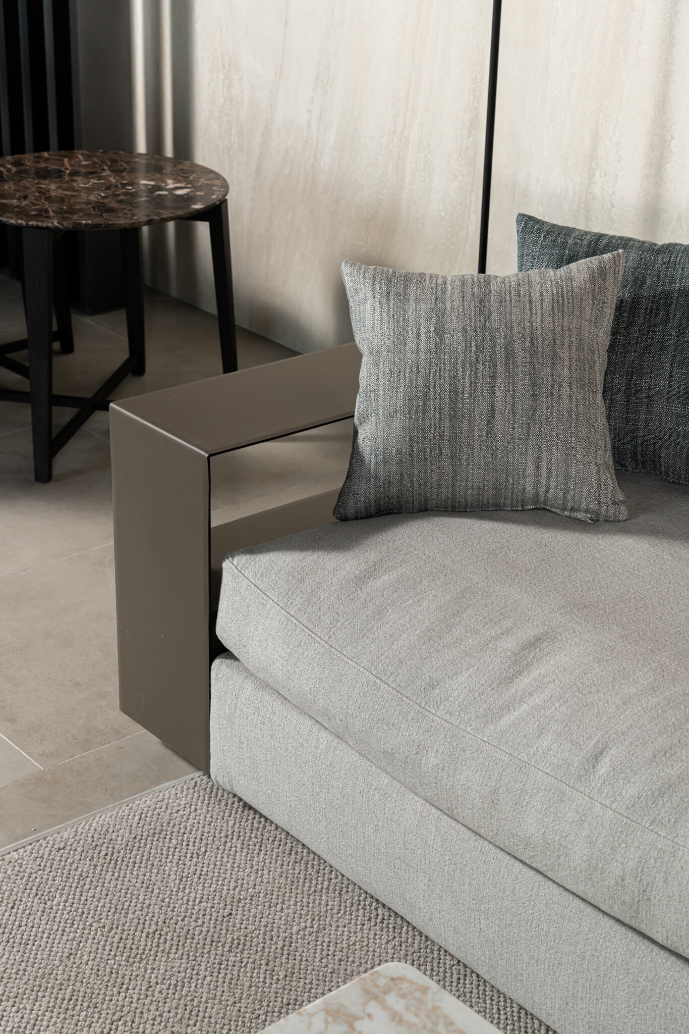 Flexform Диван Groundpiece угловой от Flexform — в интерьере