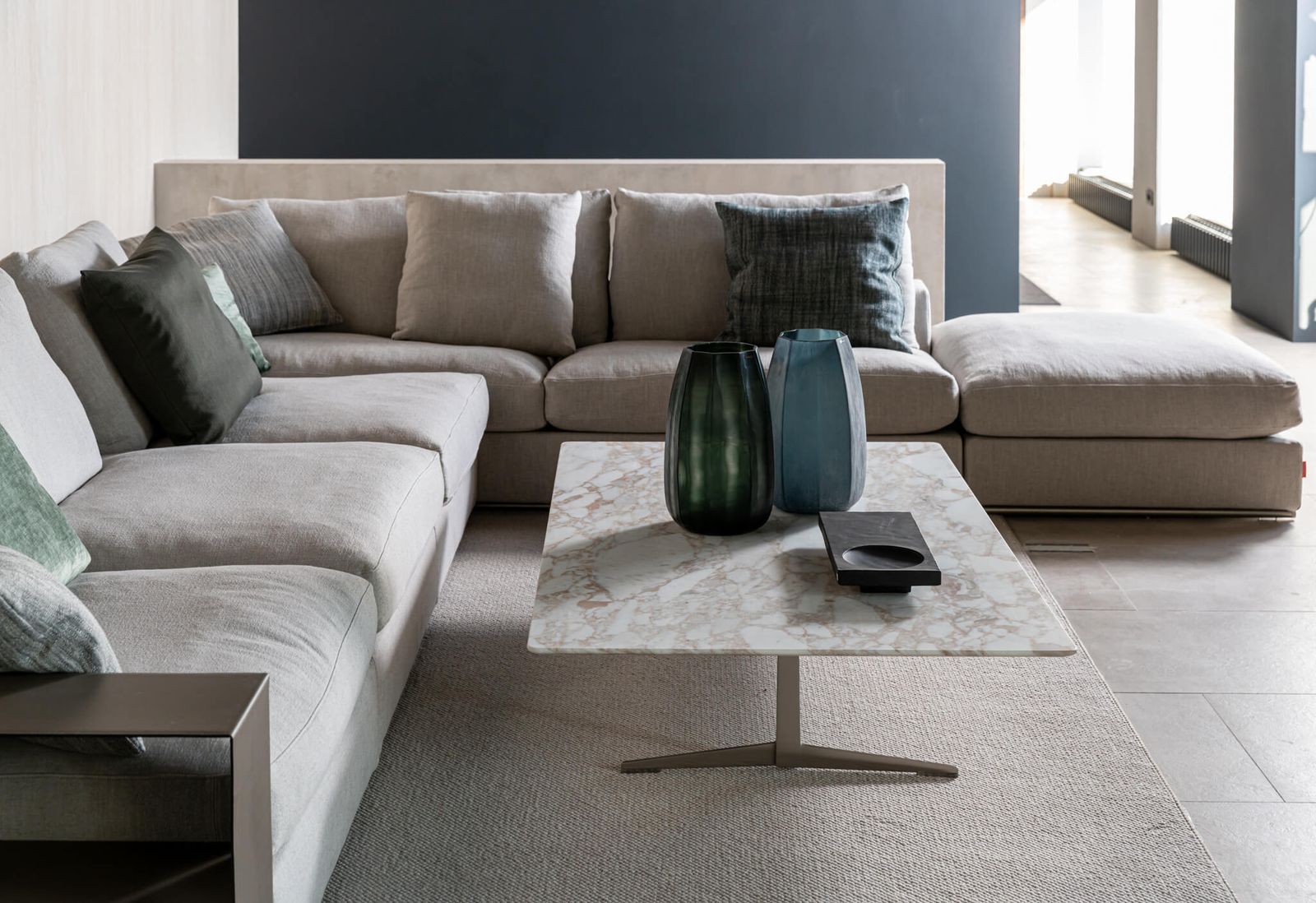 Flexform Диван Groundpiece угловой от Flexform — в интерьере