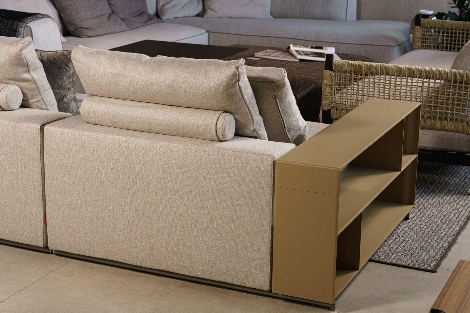 Flexform Диван Groundpiece от Flexform — в интерьере