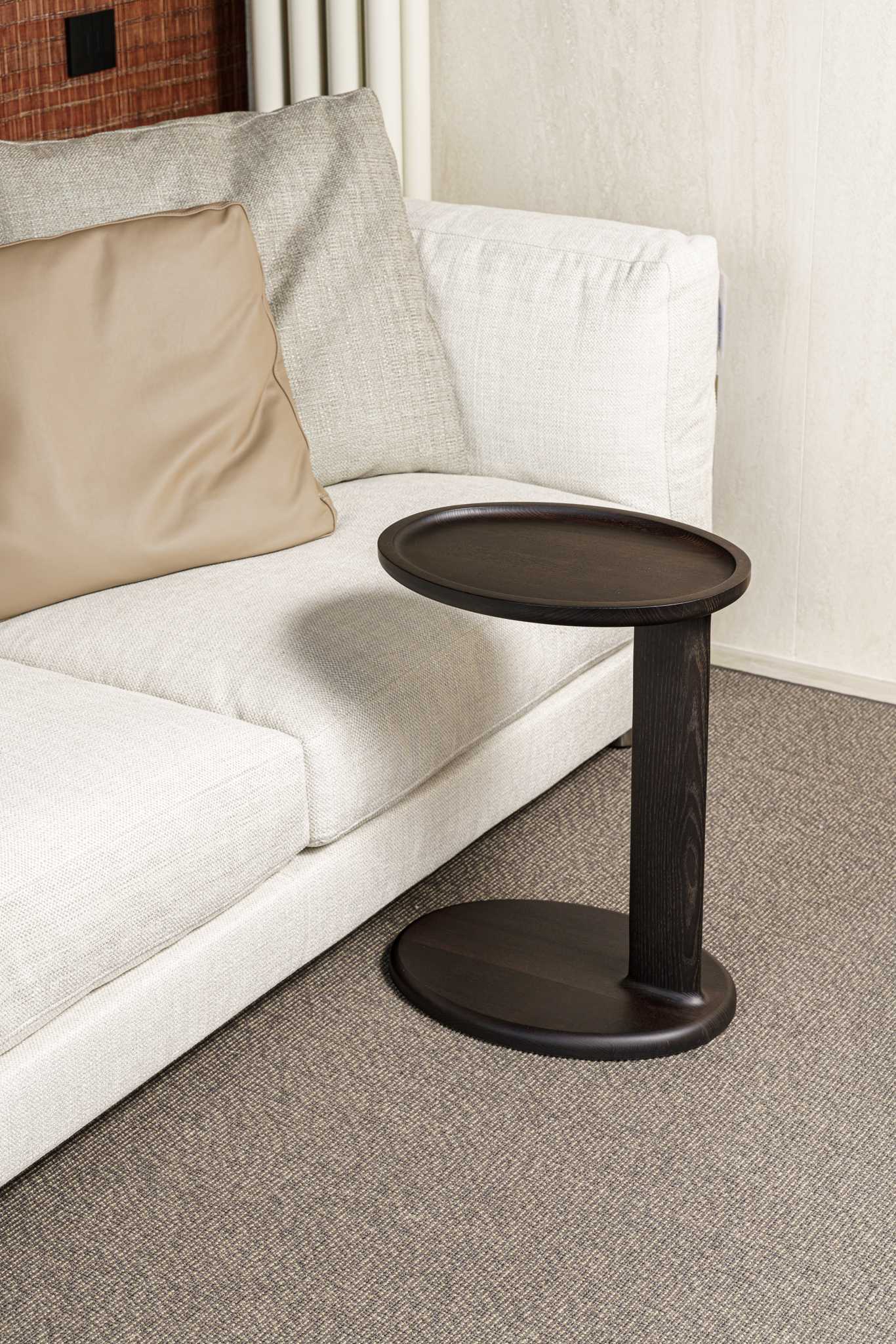 Flexform Журнальный столик Oliver CW/Ashwood Brown от Flexform — в интерьере